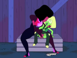 Steven Universe – Garnet fingers Peridot